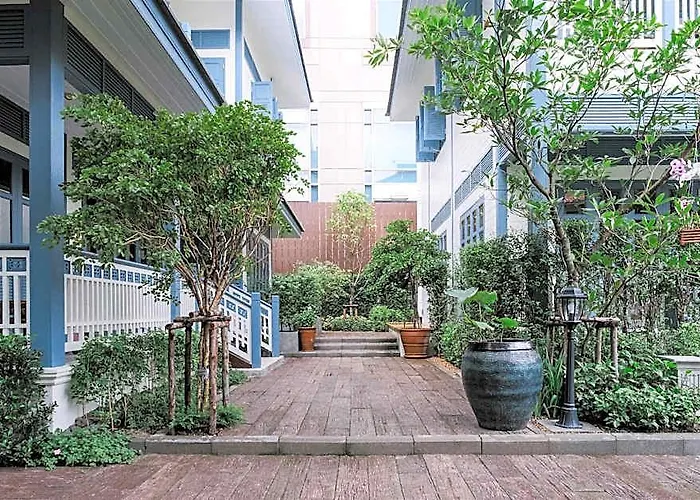 Baan Vajra Hotel 3*