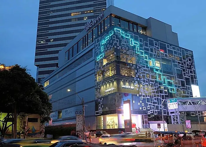 Baan Vajra Hotel