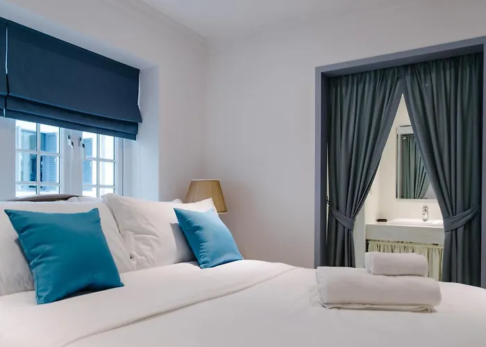 Baan Vajra Hotel 3*