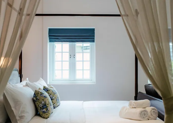 Baan Vajra Hotel 3*